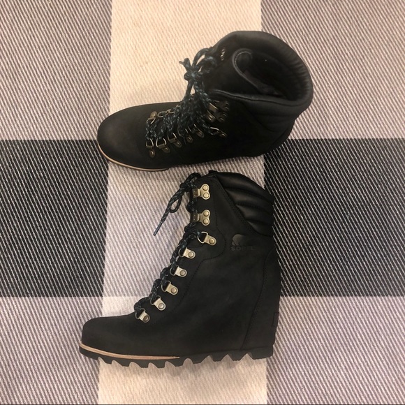 sorel conquest wedge black